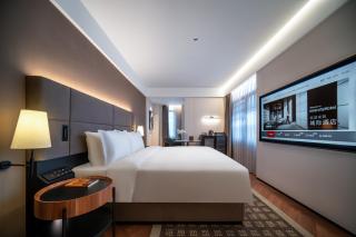 Chongqing Jiefangbei Pedestrian Street Intercity Hotel - 9