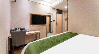 Shell Hotel Shandong Jinan Daming Lake - 1