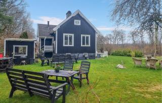 Cozy Home In Floda With Wifi - 3