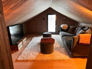 Design Cabin With Sauna And Jacuzzi At Hafjell - 2