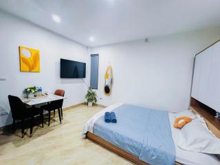Gấu Studio Ngoại Giao Đoàn - 0