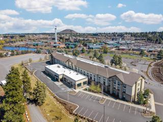 Hampton Inn & Suites Bend - 9