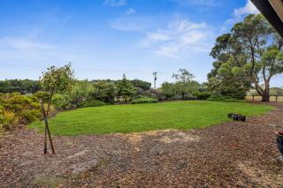 Luxe Farmhouse with solar heated pool and bbque - 4