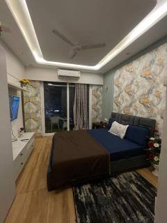 Serene luxe Stay Greater Noida - 7