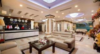 Royal Palace Hotel - 4