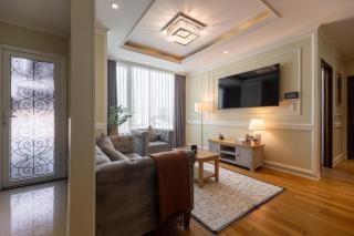 Leman Luxury Suite with Rooftop Pool & Gym - 1