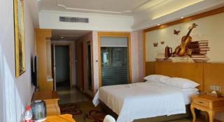 Vienna Hotel Guangdong Xinyi Jiaoyucheng River View - 6