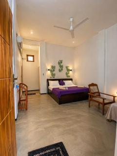 One FS Hotel Arugambay - 8