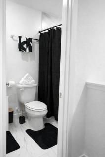 The Calm Oasis Spacious 3BR Houston - 8