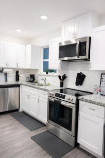 The Calm Oasis Spacious 3BR Houston - 7