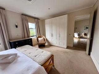 The Gallery Dream Family Suite - 5
