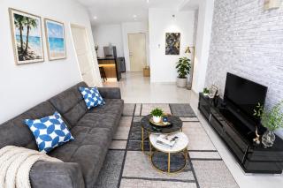 George Town High Floor Seaview Modern Suite 2BR Next to Gurney 23A - 9