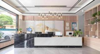GreenTree Inn HanZhong Railway Station Beiyihuan Road Express Hotel - 4