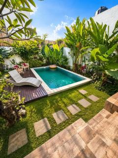 Luxury 2BR Villa - 0