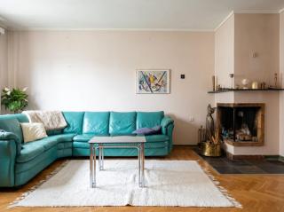 JS10 - 2BR Central Bergen Views - 8
