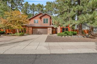 Bluebird Song Prime Flagstaff Location Outdoor Retreat with Fenced Yard and Firepit - 7