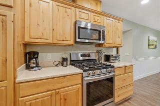 Bluebird Song Prime Flagstaff Location Outdoor Retreat with Fenced Yard and Firepit - 2