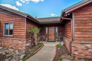 BunnyLand Lodge Panoramic Mt. Views Fantastic Backyard Patio Scenic Location in Flagstaff - 7