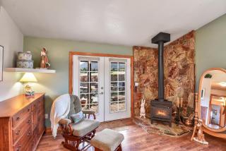BunnyLand Lodge Panoramic Mt. Views Fantastic Backyard Patio Scenic Location in Flagstaff - 4