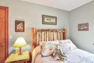 BunnyLand Lodge Panoramic Mt. Views Fantastic Backyard Patio Scenic Location in Flagstaff - 3