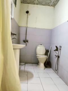 Hunza Backpackers Inn - 9