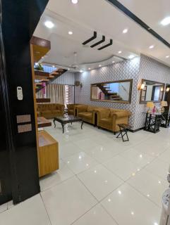 Avenue Home stay - 5