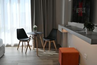 Cosmos Luxury Studio Suites - 3