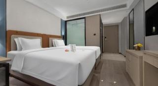 Lavande Hotels Liuyang Economic and Technology Development Zone - 1