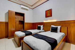 OYO 3934 Hotel Istana - 2