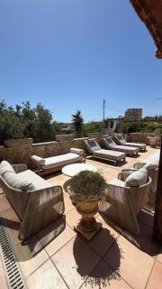 Central King of the valley Villa one of one - 9