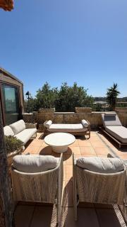 Central King of the valley Villa one of one - 6