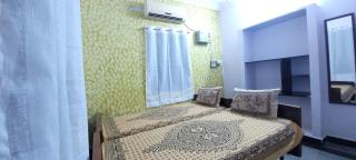 Uthamar Illam - 9