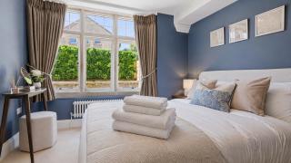 The Residence - Grand 3 Bed apartment, Garden, Parking - 6