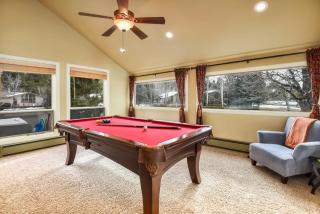 Utopia End-Unit Townhome On the 18th Hole Pool Table Fun Porch with Great Views - 8
