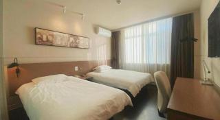 Jinjiang Inn Select Qingdao West Coast Coach Exhibition Center High-Speed Railway Station - 1