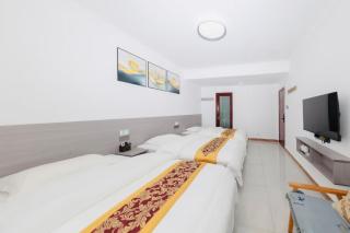 Sky Gate Guesthouse-English Seapking Hostess, Family friendly,Walk 2 minutes to Entrance of Tianmen Mount ,Free pick up service,Book attraction tickets, Free Laundry,Private Tour - 5