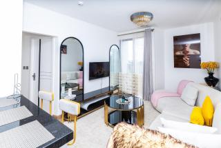 Snyder luxe homes 1 - 0