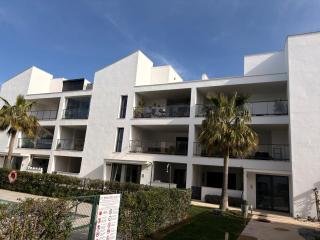 Apartment - Sleeps 4 - Parking - Garden - Pool - 9