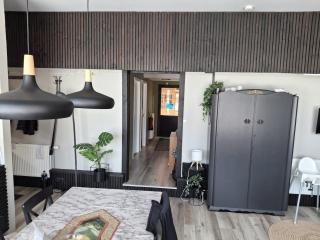 Spacious 4BR Cottage with Hot Tub Near Húsafell - 8