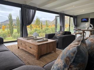 107 Clarens Golf Villa - 4