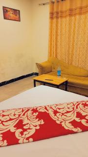 Crown Palace Guest House - 4