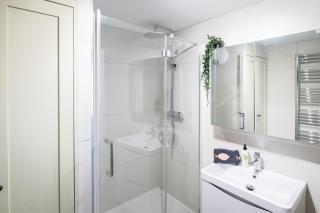 Large Garden Flat sleeps 6 Central Exmouth - 3
