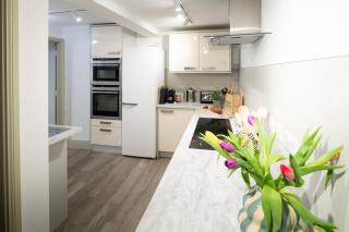 Large Garden Flat sleeps 6 Central Exmouth - 1