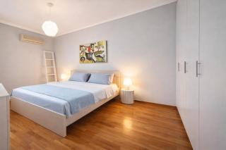 Spacious 3-Bedroom Apartment in Pagrati near Kallimarmaro - 3