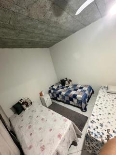Casa até 4 pessoas - Wifi, Ar condicionado, churrasqueira portátil, Tv Smart - 4