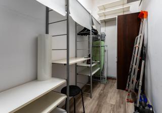 Officers Quarters Apartment by BookingHost - 2