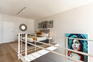 Urban Palette - Modern & Artistic Green Point Apt - 3