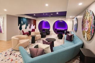 Stylish Retreat with Pool, Gym, Lounge and Private Balcony - 6