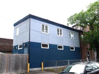Amazing 2BR Apartment in Leslieville With Parking - 3