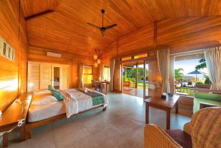Oceanfront Coral Reef Villa, Snorkel and Dive - 7